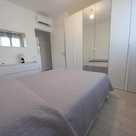 Roberto Διαμέρισμα *