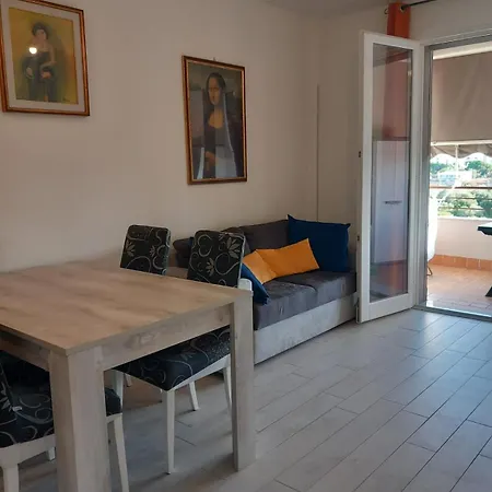 Roberto * Αλγκέρο