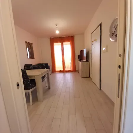 Roberto *